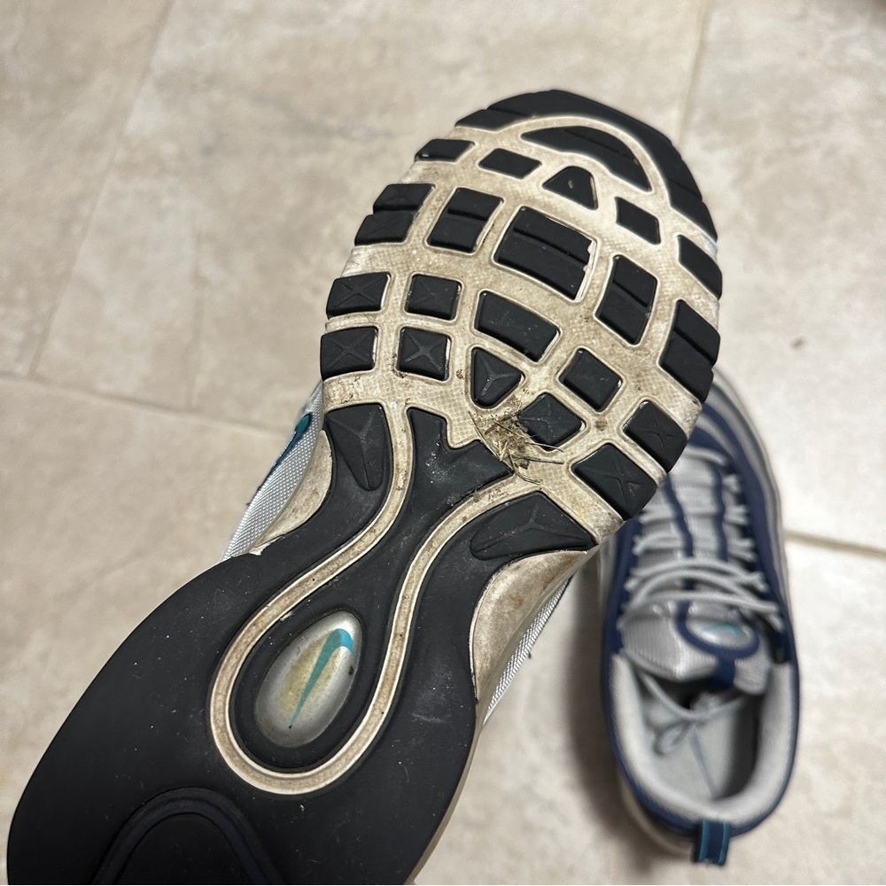 Nike Men's Air Max 97 Shoes, Metallic‎ Silver/Chlorine Blue size 10 used - Picture 5 of 8
